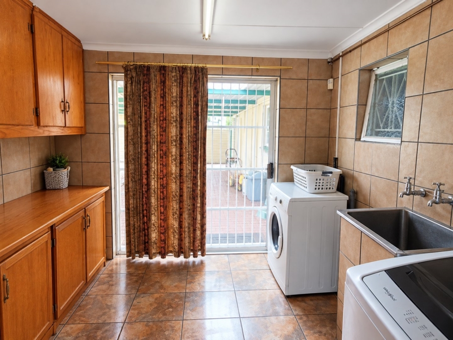 4 Bedroom Property for Sale in Vaalpark Free State